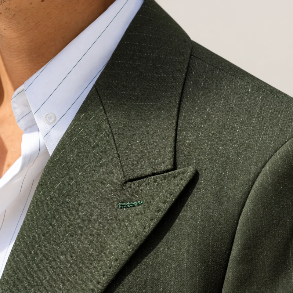 Leon Suit — GREEN — lapel detail